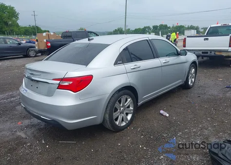 2012 Chrysler 200 Touring из США, поврежденный, VIN 1C3CCBBB1CN188649